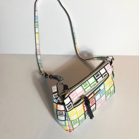 STEVE MADDEN NWT Shoulder bag 20” width 6” height 4” Depth. - Picture 6 of 7